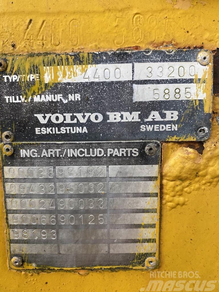 Volvo BM 4400 Iekrāvēji uz riteņiem