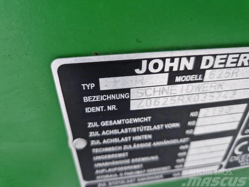 John Deere T670 Ražas novākšanas kombaini