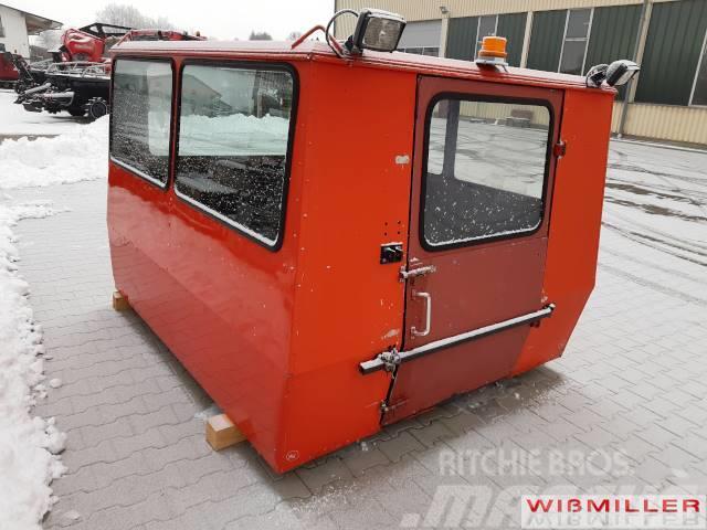 Kässbohrer PB 260 D Pistenbully Personenkabine Sniega traktori