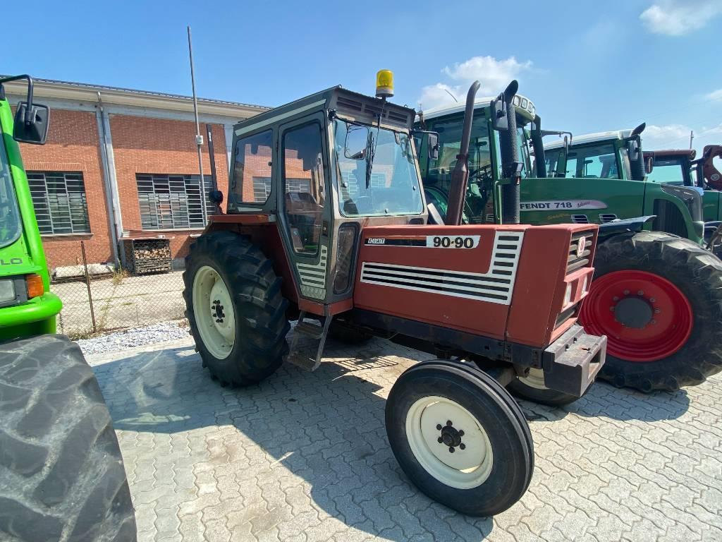 Fiatagri 880/5 Traktori