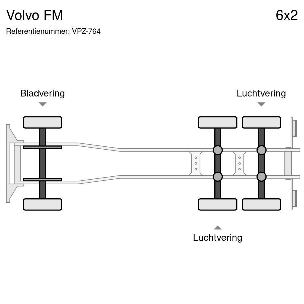 Volvo FM Treileri ar āķi