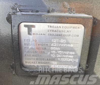Trojan 120CL 42" DIGGING BUCKET Citas sastāvdaļas