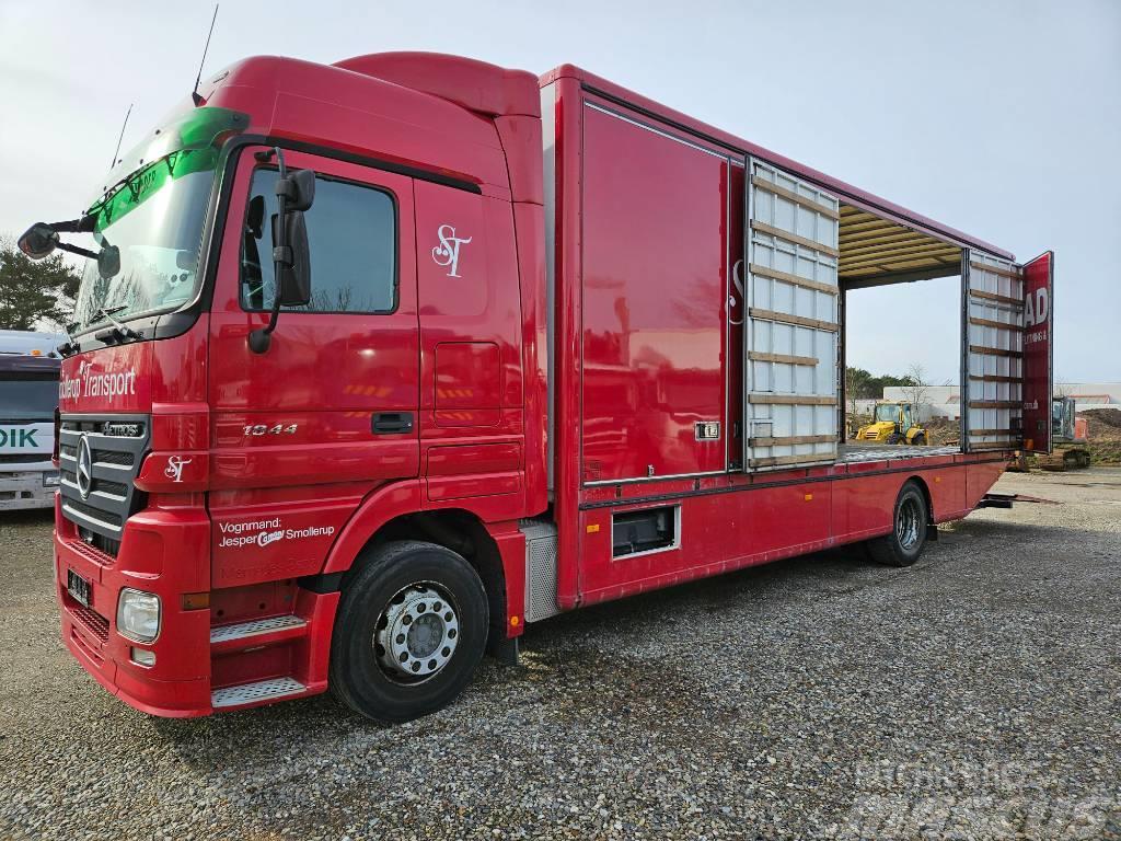 Mercedes-Benz Actros 1844 - 440HP - with lift and sideopening Furgons