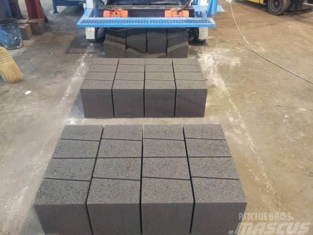 Metalika SVP-12 Concrete block making machine Akmens/betona mašīnas