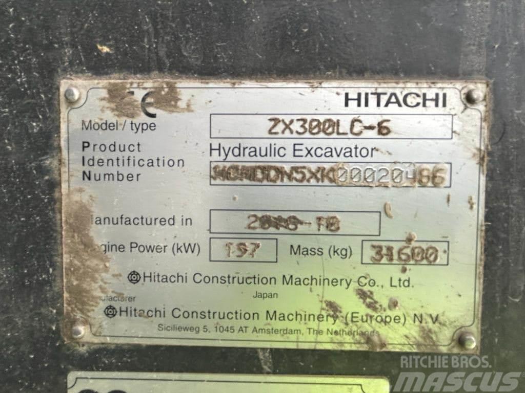 Hitachi ZX 300 LC-6 Kāpurķēžu ekskavatori