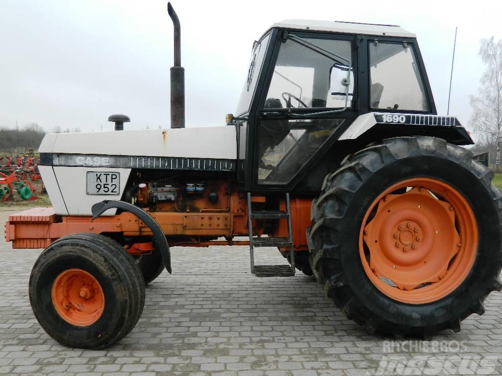 Case IH 1690 Traktori
