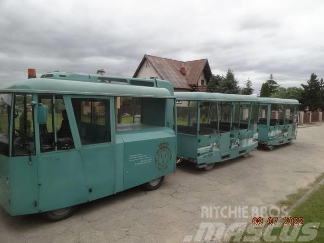  Cpil tourist train + 3 wagons Citi autobusi