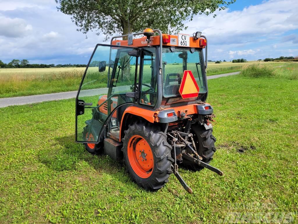 Kubota STV 36 Kompaktie traktori