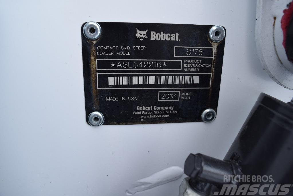 Bobcat S 175 Lietoti riteņu kompaktiekrāvēji