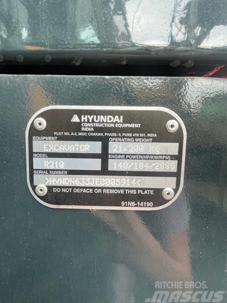 Hyundai R210 Kāpurķēžu ekskavatori