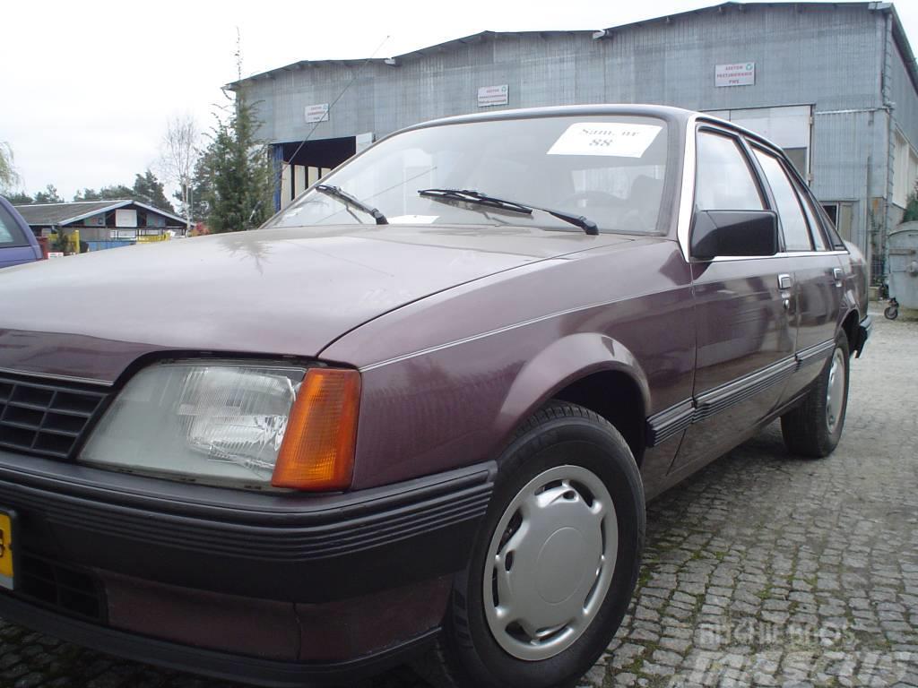 Opel Rekord ZABYTKOWY Automašīnas