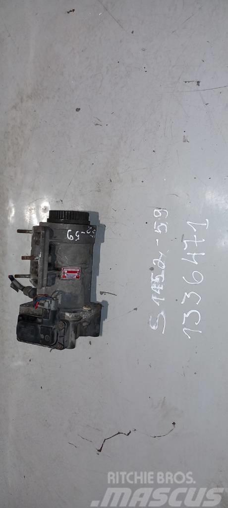 Scania R144.530 main brake valve 1336471 Bremzes