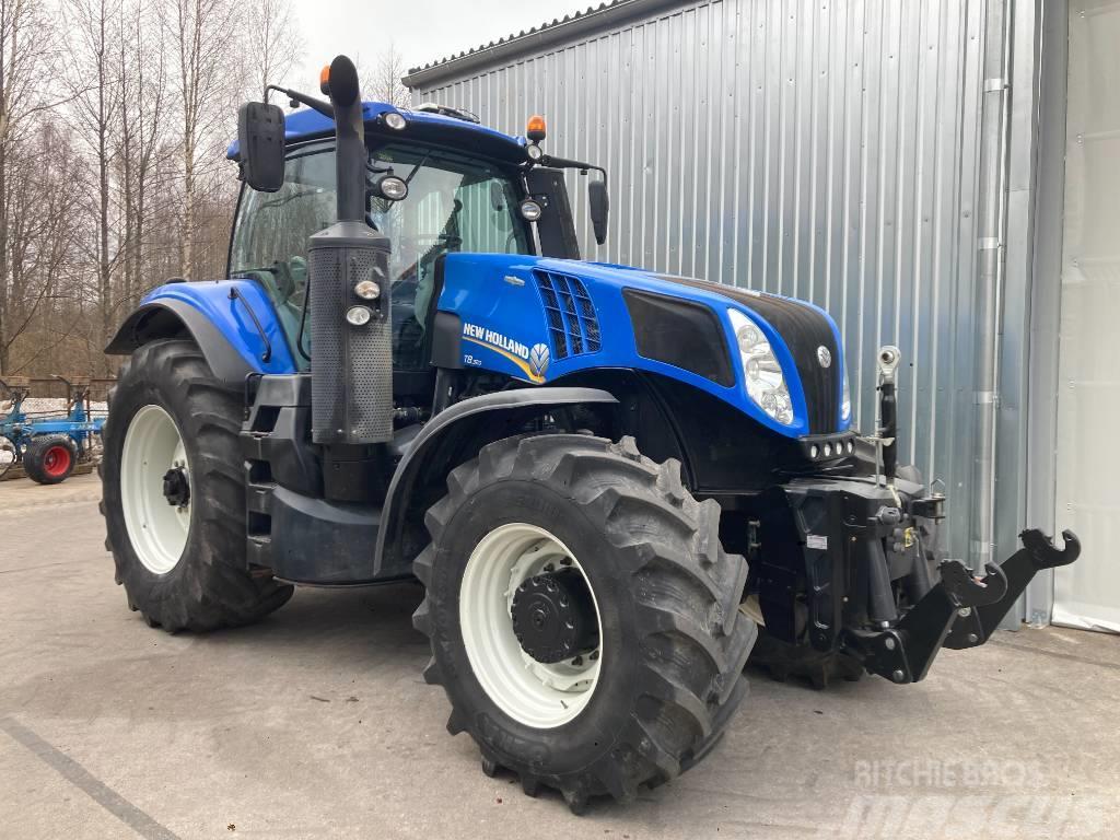 New Holland T 8.320 AC Traktori