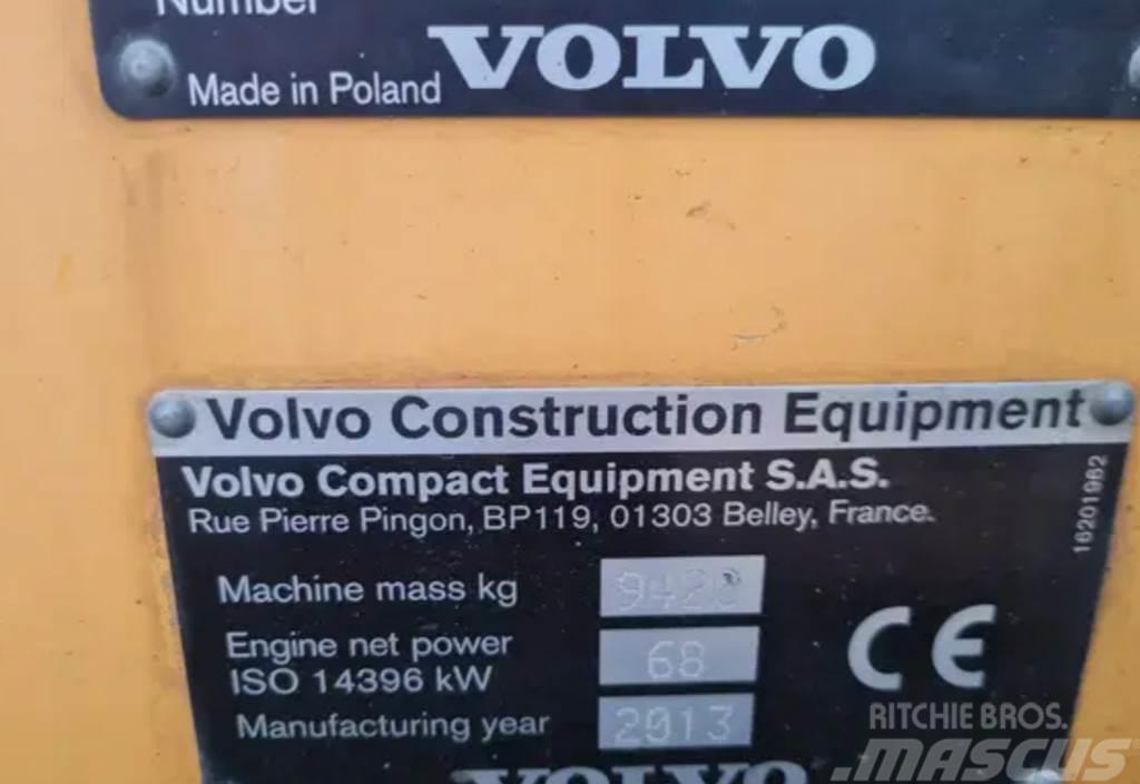 Volvo BL71B Buldoexcavator Ekskavatori-iekrāvēji