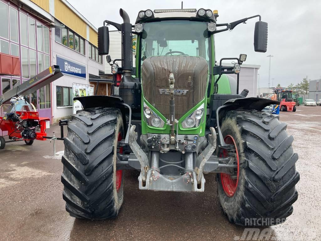Fendt 828 Vario Traktori
