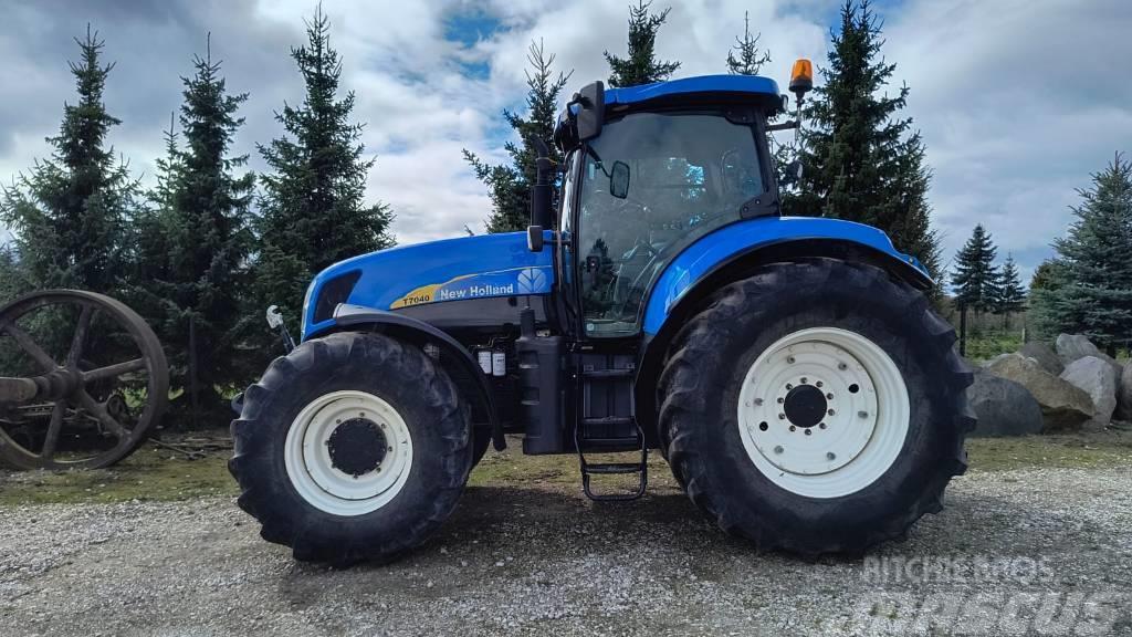 New Holland 7040 Traktori