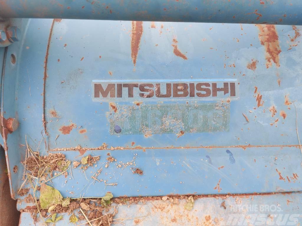 Mitsubishi Kesantoleikkuri Pļaujmašīnas/pašgājēji