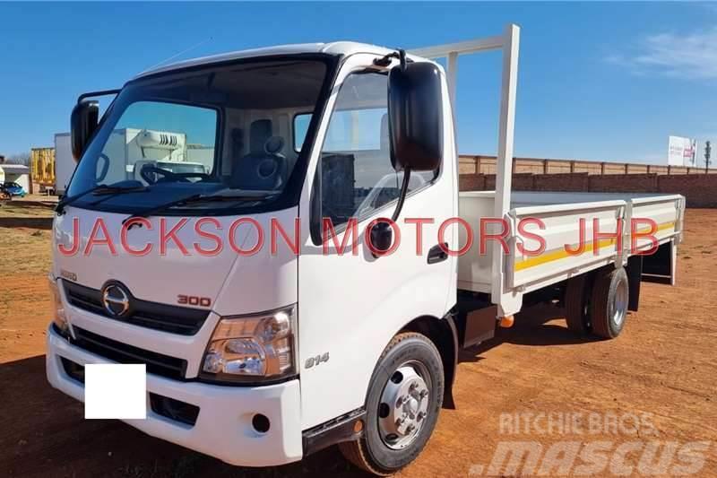 Hino 300, 915, FITTED WITH DROPSIDE BODY Citi
