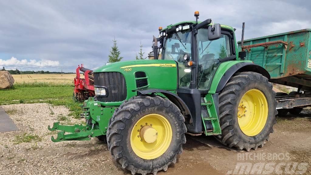 John Deere 7530 Premium AP Traktori