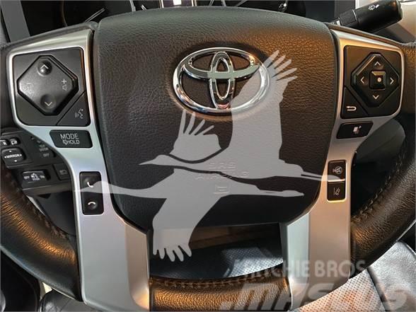 Toyota TUNDRA CREWMAX PLATINUM Citi