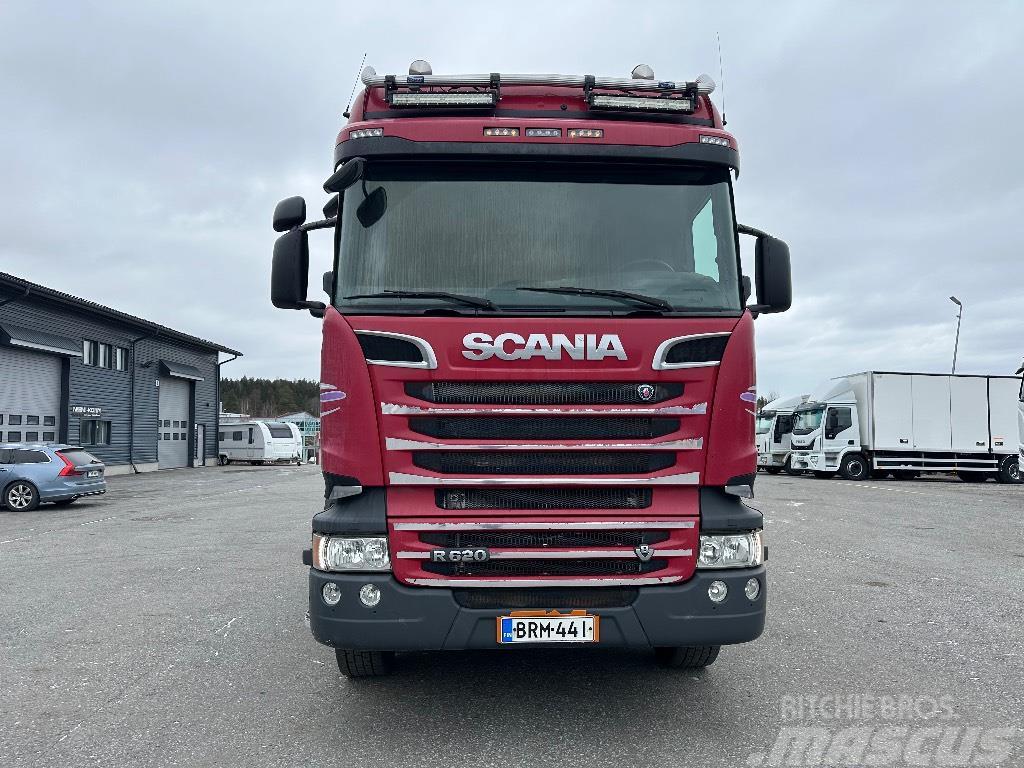 Scania R620 8x4 Kokvedēji