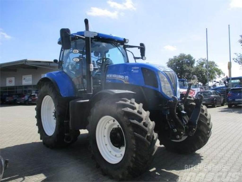 New Holland T7.200 AC Traktori