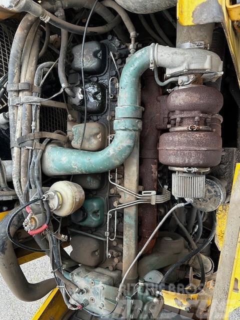 Volvo A 35 C PARSTS/CZĘŚCI  ENGINE TD 122 Dzinēji