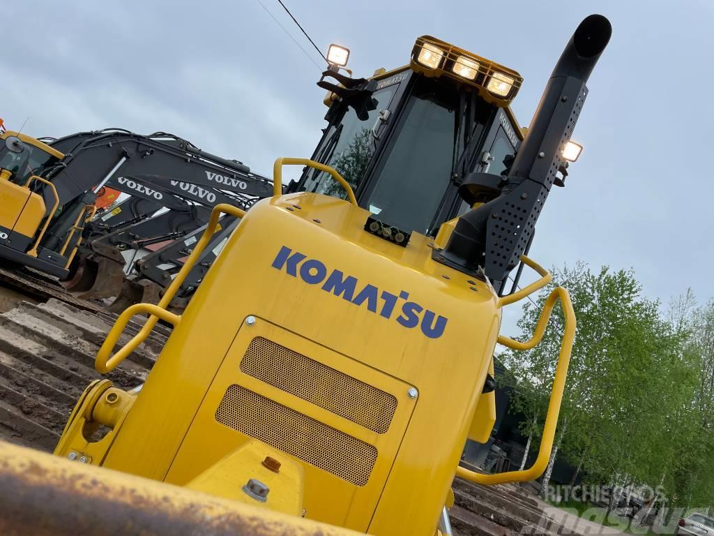 Komatsu D61 PX-24 2017 Kāpurķēžu buldozeri