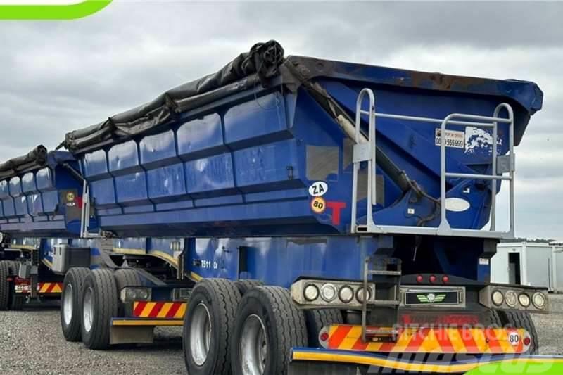 Sa Truck Bodies 2015 SA Truck Bodies 45m3 Side Tipper Trailer Citas piekabes