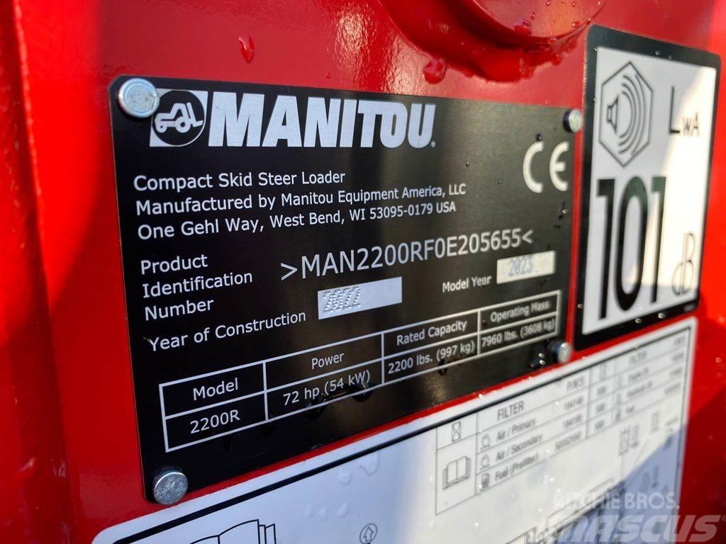 Manitou 2200R Lietoti riteņu kompaktiekrāvēji