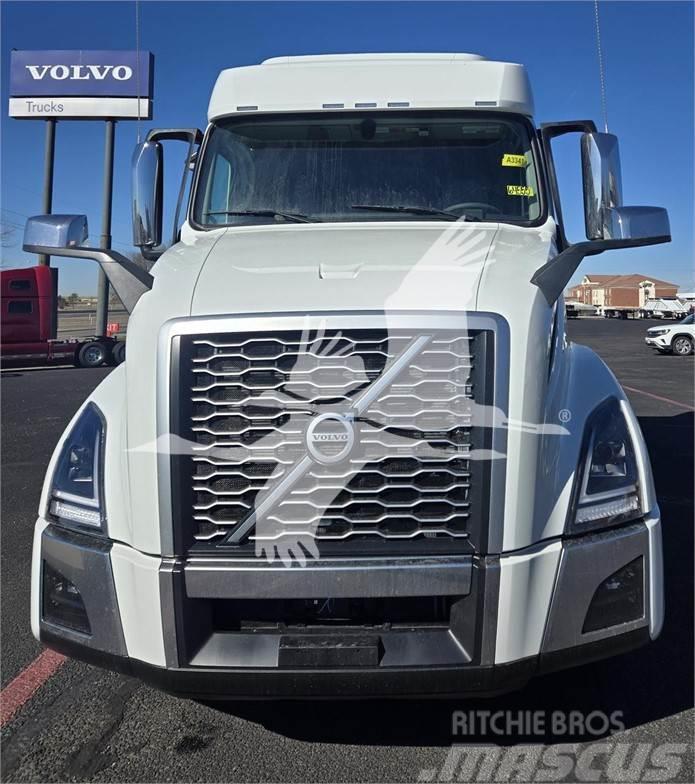 Volvo VNL64T740 Vilcēji