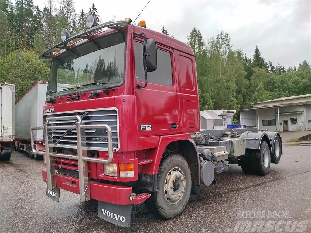Volvo F12 6x2 vaijerilaite Kabeļu pacēlājs nomontējamām kravas mašīnām