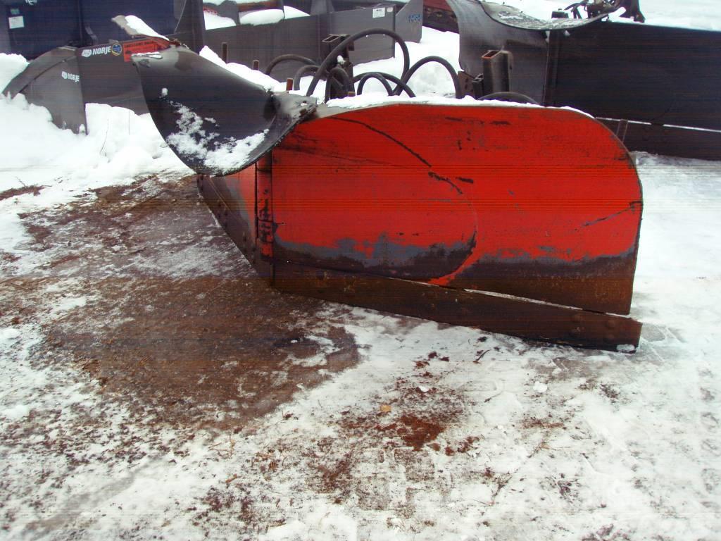  Vikplog 2,30 SMS + lundberg Sniega traktori
