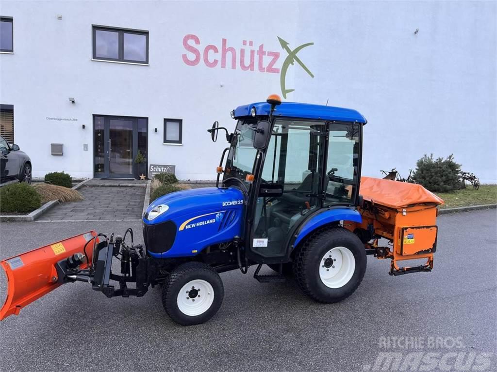 New Holland Boomer 25, Schiebeschild, Salzstreuer, Schneeschil Traktori