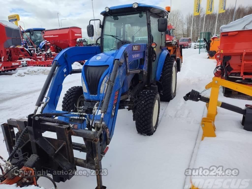 New Holland Boomer 50 HST 38kW Kompaktie traktori