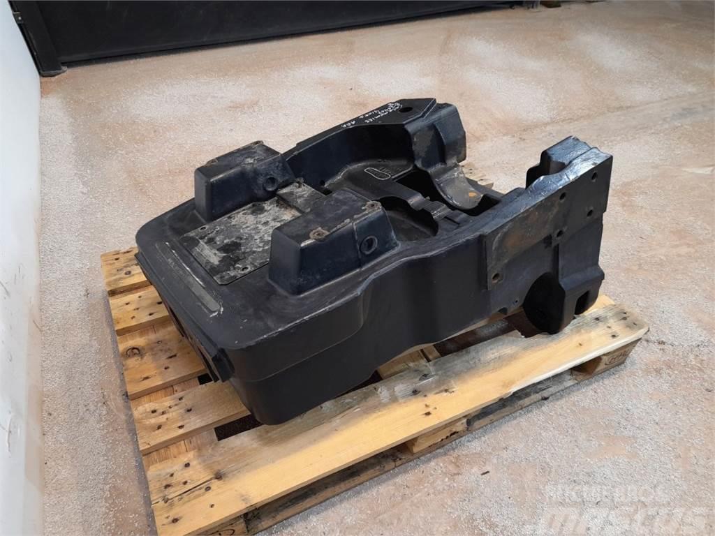 Case IH MXM155 Front axle support Šasija un piekare