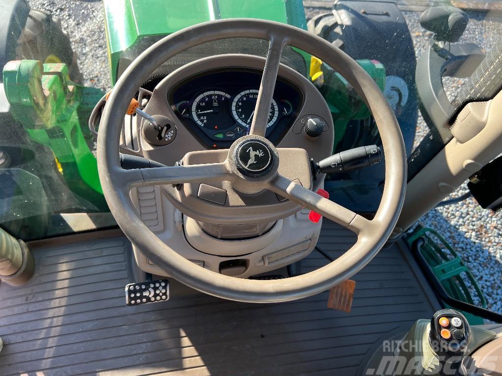 John Deere 6105 R Traktori