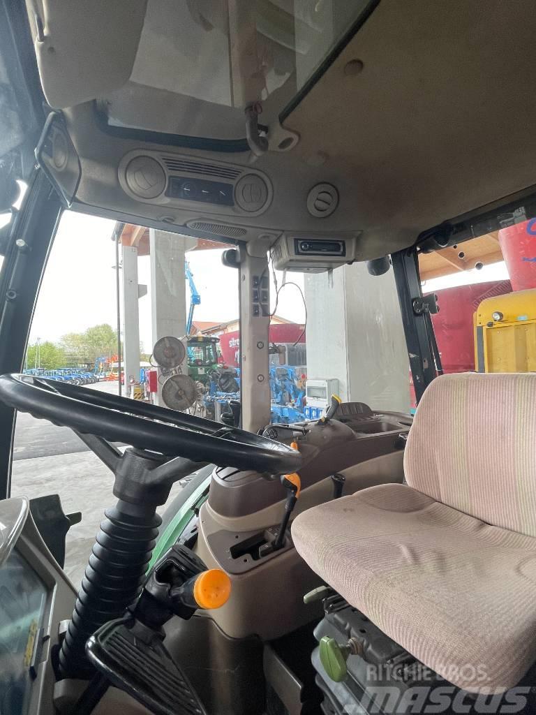 John Deere 5720 Traktori