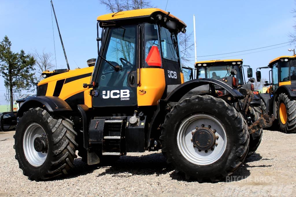 JCB Fastrac 3200 Traktori