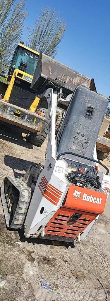 Bobcat MT 55 Kāpurķēžu iekrāvēji