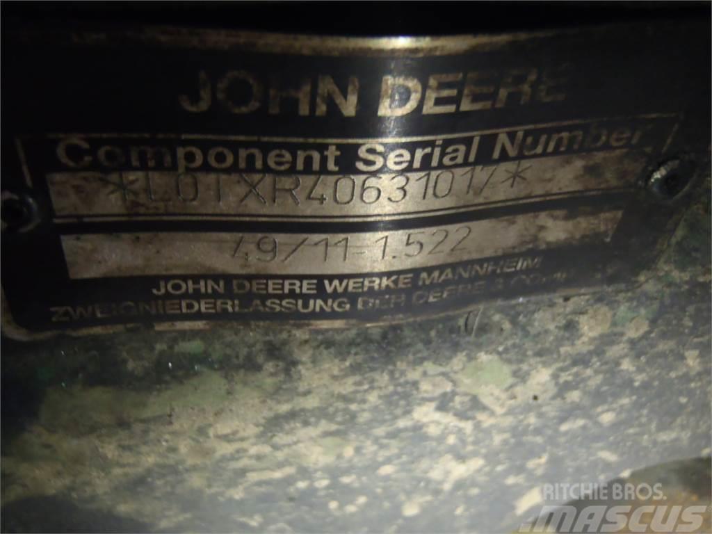 John Deere 6125 R Rear Transmission Transmisija