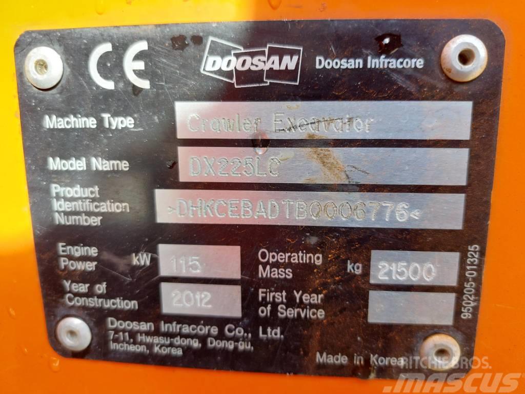 Doosan DX 225 LC Kāpurķēžu ekskavatori