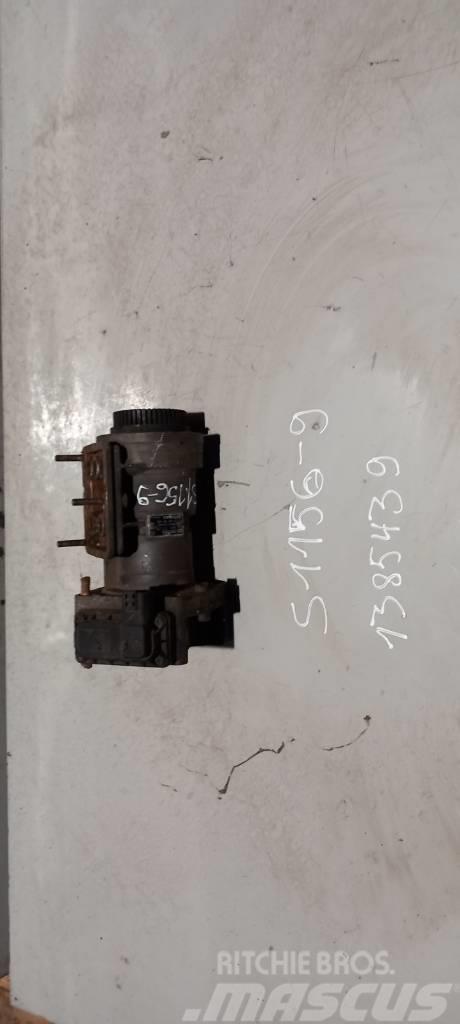 Scania R124.420 brake main valve 1385439 Bremzes