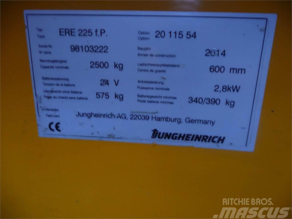 Jungheinrich ERE 225 Hidrauliskās stalažas ar platformu