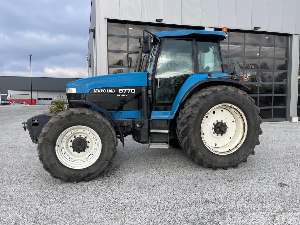 New Holland 8770 Traktori
