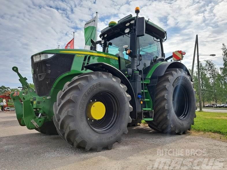 John Deere 7310 R Traktori