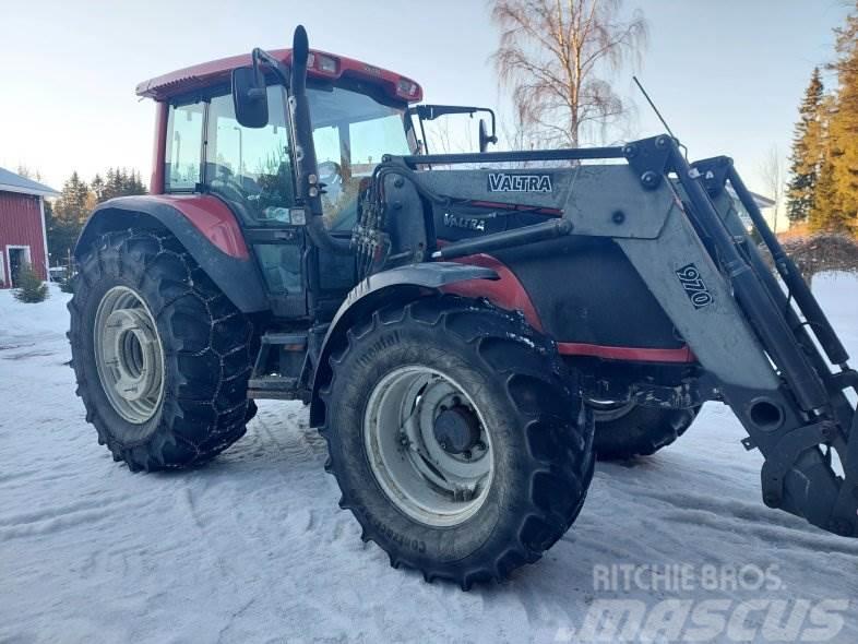 Valtra T120 Traktori