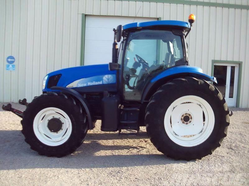 New Holland TS115A Traktori