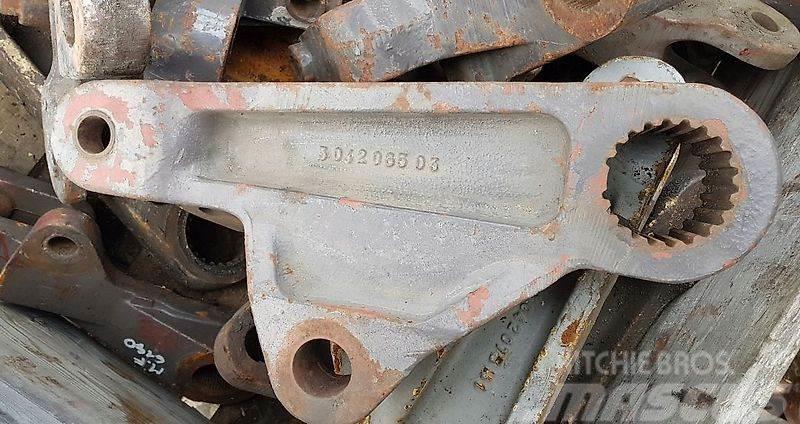 Massey Ferguson spare parts for Massey Ferguson 8210,8220,8240 whe Cits traktoru papildaprīkojums