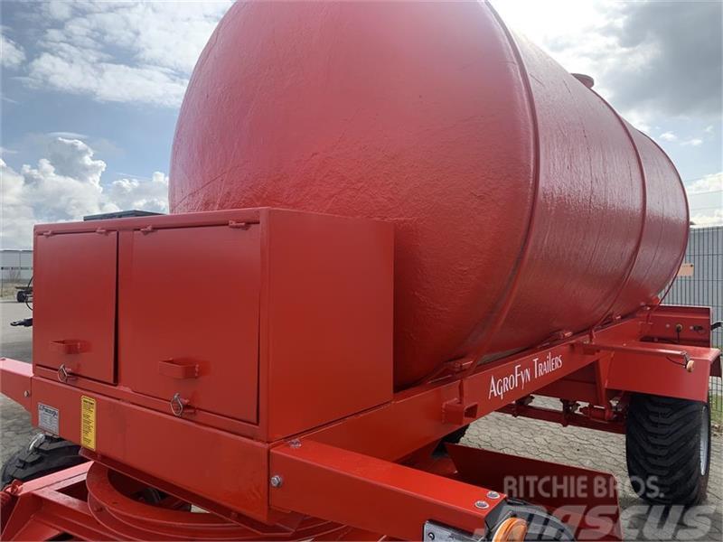 Agrofyn 8000 liter vandvogn Apūdeņošanas sistēmas